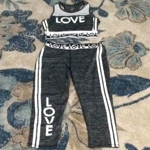 Athletic Outfit 2Pc Stretch Pants“LOVE” Size XL